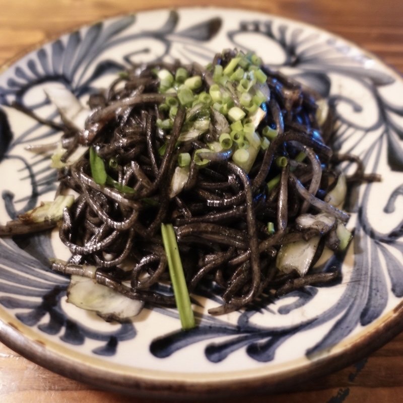 イカスミ焼そば(あっぱりしゃん )