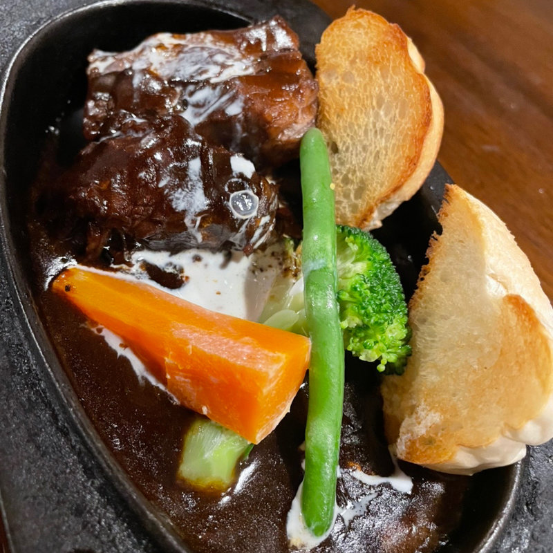 おつまみビーフシチュー(ジョージ )