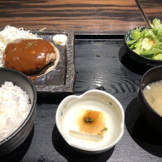 ハンバーグステーキ定食(升屋 品川店)