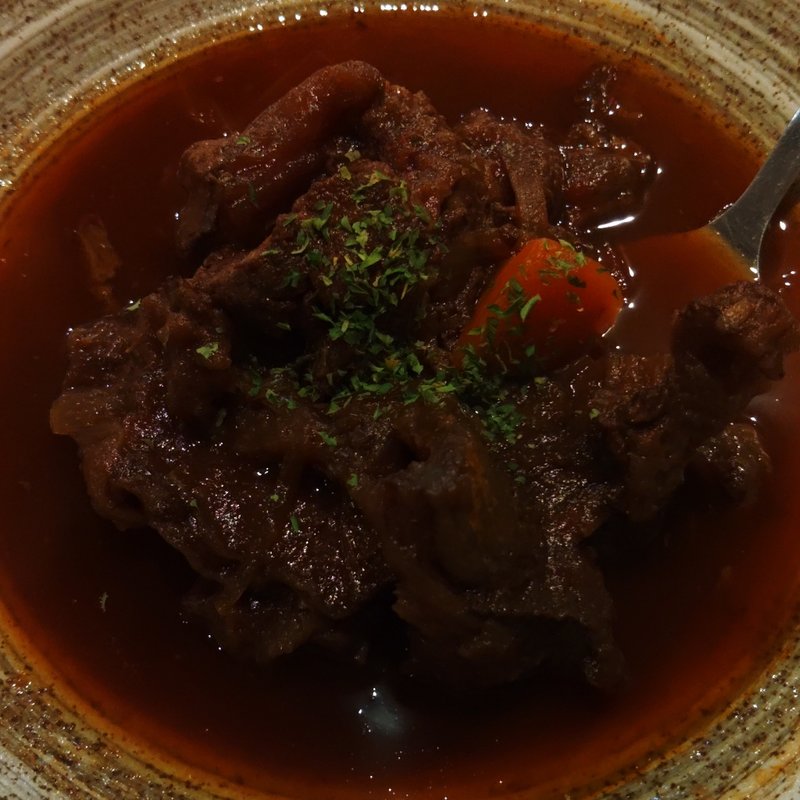 馬モツのトマト煮(馬と酒 BEAST)