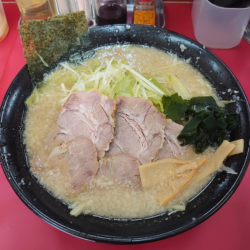 ネギチャーシューメン+中盛+ネギ(らーめん　りきまる )