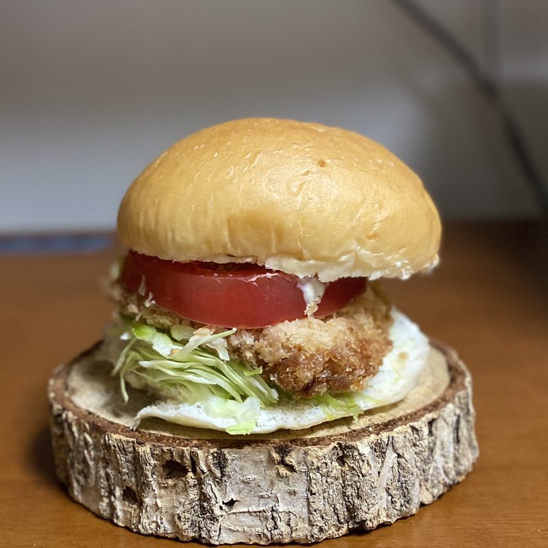 チキンカツバーガー(ゆぅべーかりーやごと店)