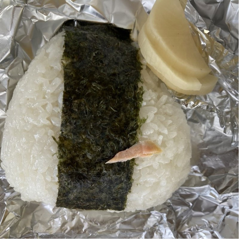 おにぎりマス(マルミ・サンライズ食堂 )