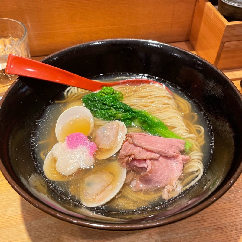 ハマグリと焼きあごの塩らー麺(焼きあご塩らー麺 たかはし 上野店 )