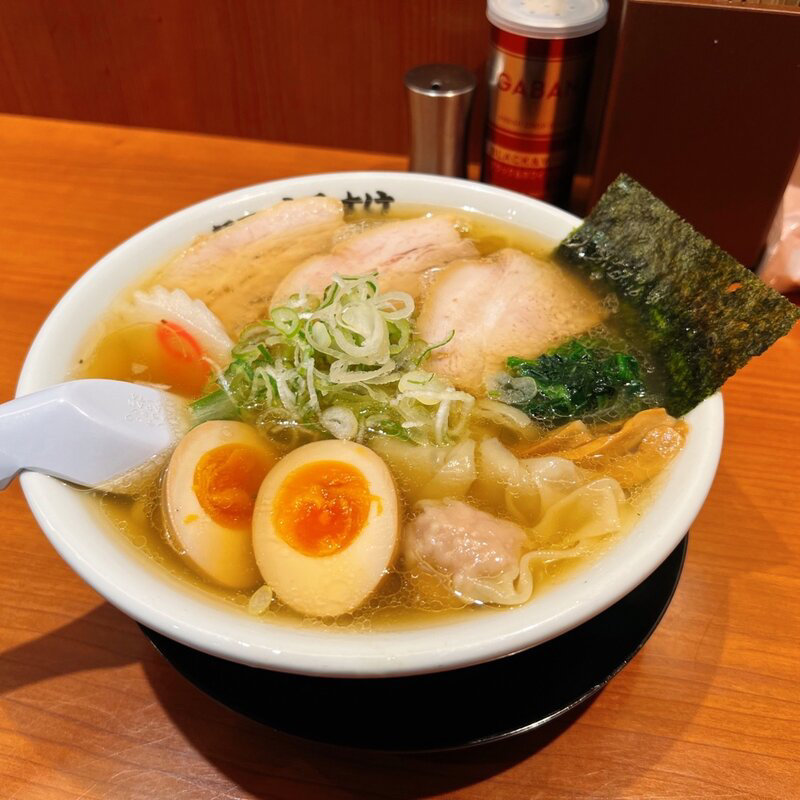 特製醤油ラーメン(麺屋ようすけ　東京ラーメンストリート店)