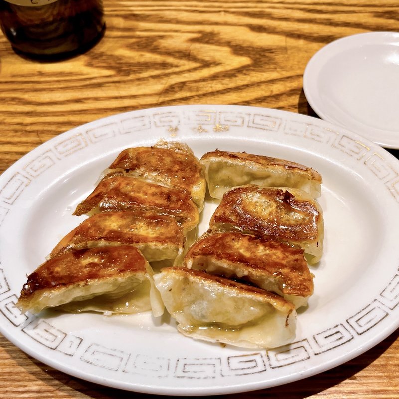 餃子(萬珍軒 （マンチンケン）)