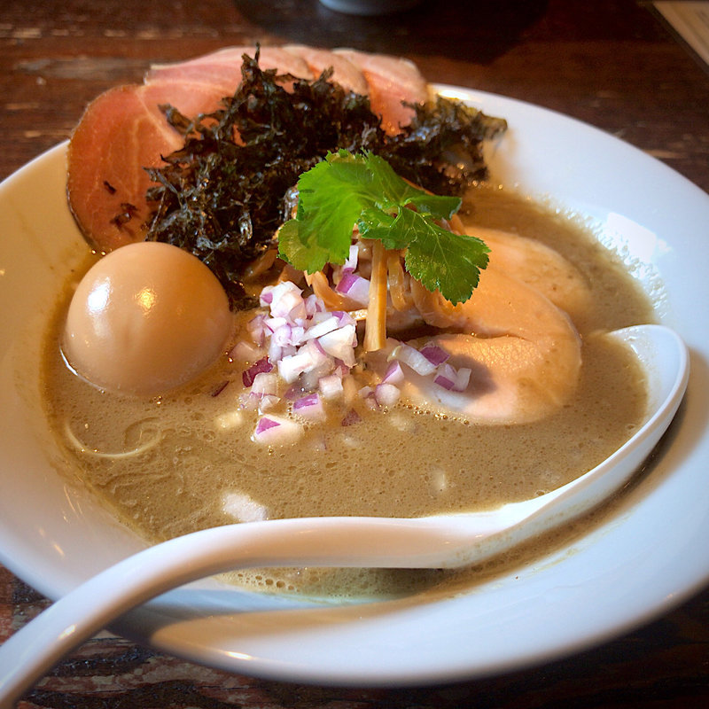 特製濃厚にぼしそば 全部のせ(らぁ麺 塚田)