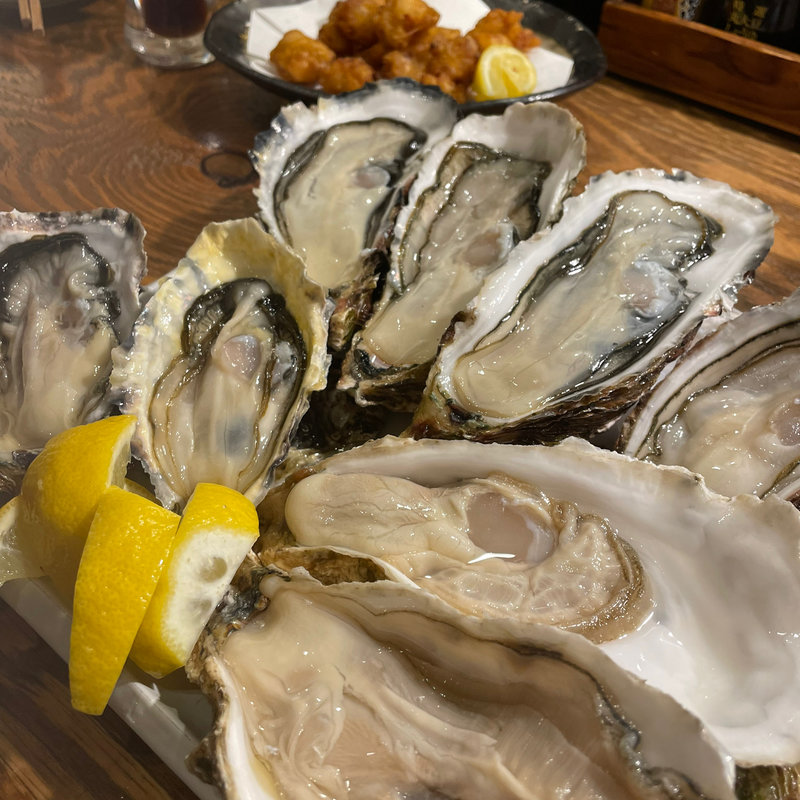 牡蠣(やきとん・地酒　こたろう)
