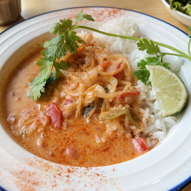 ブラジル風トマトと海鮮のクリーム煮込み(TRUNK CAFE （トランク カフェ）)