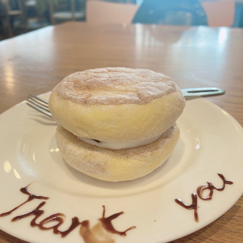 パンド（生チョコクリーム）(LionCAFE)