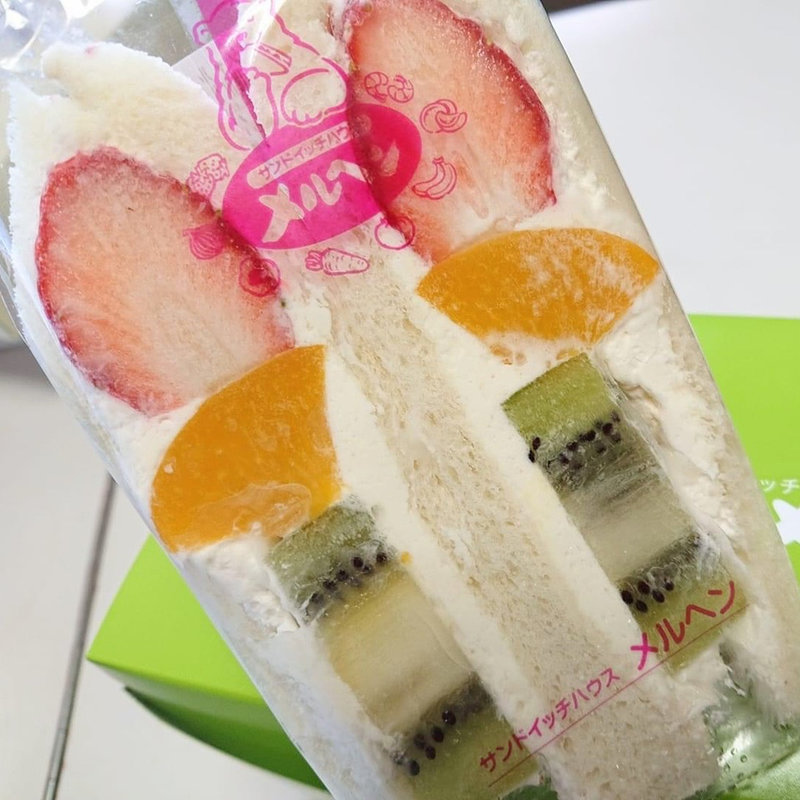 フルーツサンド(サンドイッチハウス メルヘン アトレ吉祥寺店)