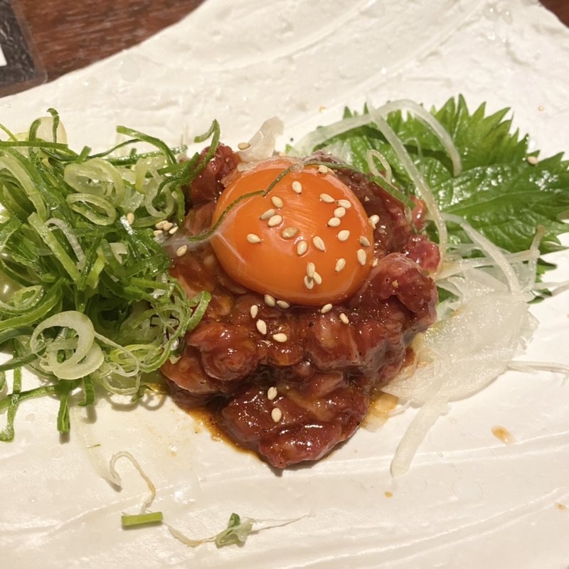 幻のユッケ(肉匠 牛虎 西中島店)