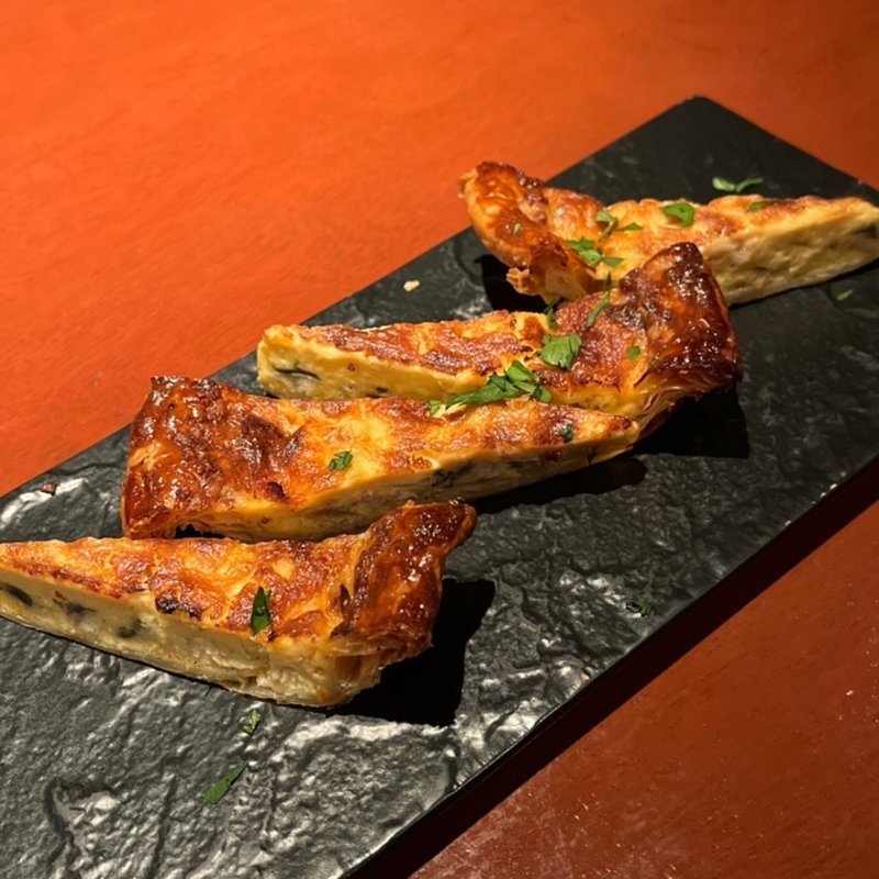 うなぎのキッシュ(イタリアンダイニング ペスカ なんば店)