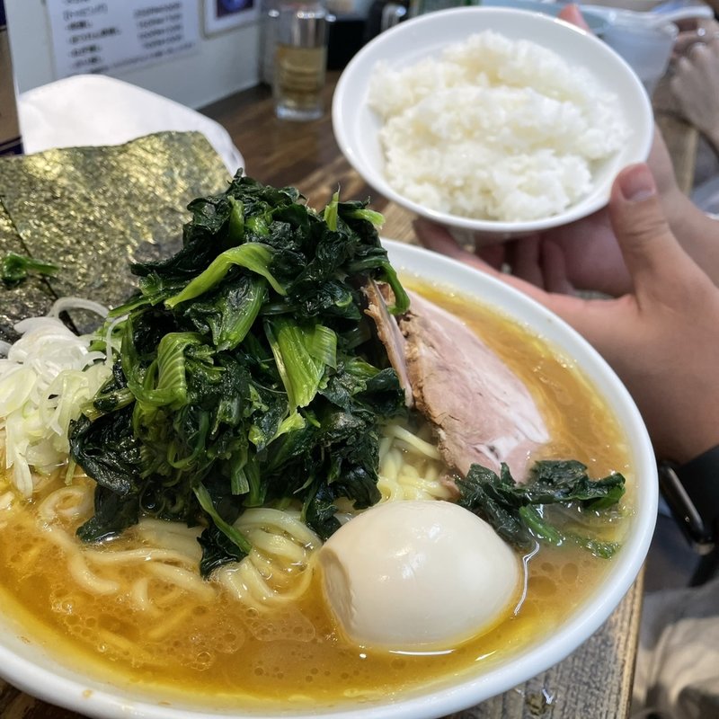 メガ侍　味濃いめ　ライス(横浜家系　侍 （さむらい）)