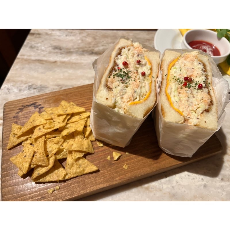 ノルディックヘッド(ゴールデンチャイルドカフェ （Golden child cafe）)