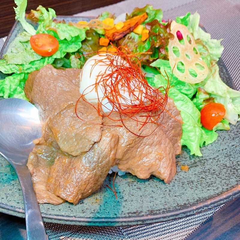 牛カルビ丼温玉のせ(宇治創 こころ )