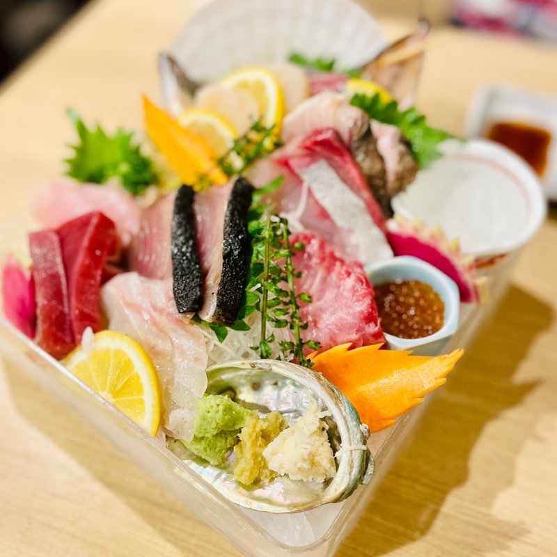 板前箱盛刺身(板前バル　東京駅店)