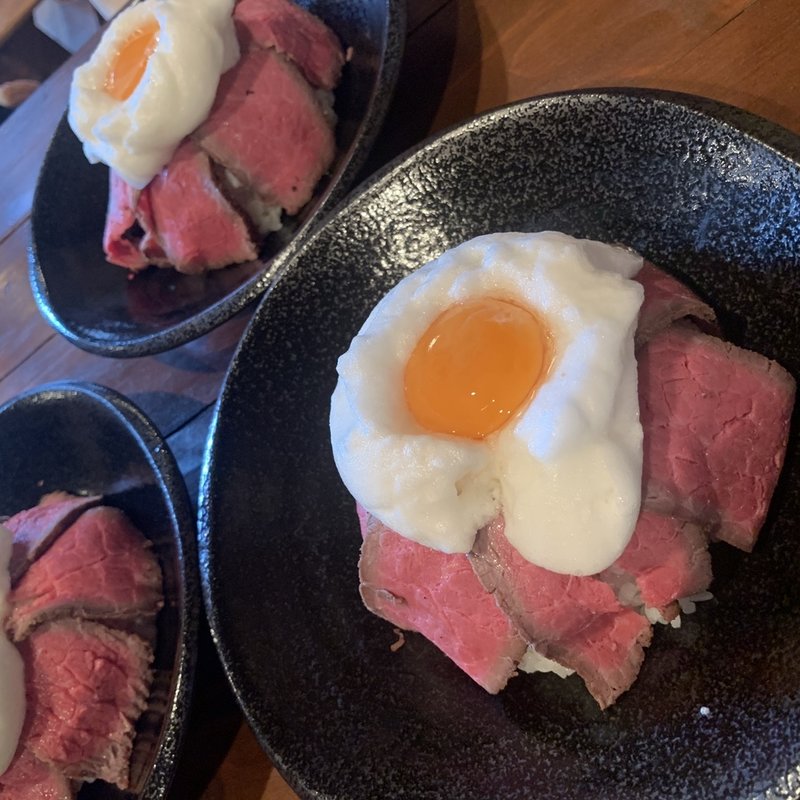 ローストビーフ丼　（並）(ジ リアル ミート （THE REAL MEAT）)