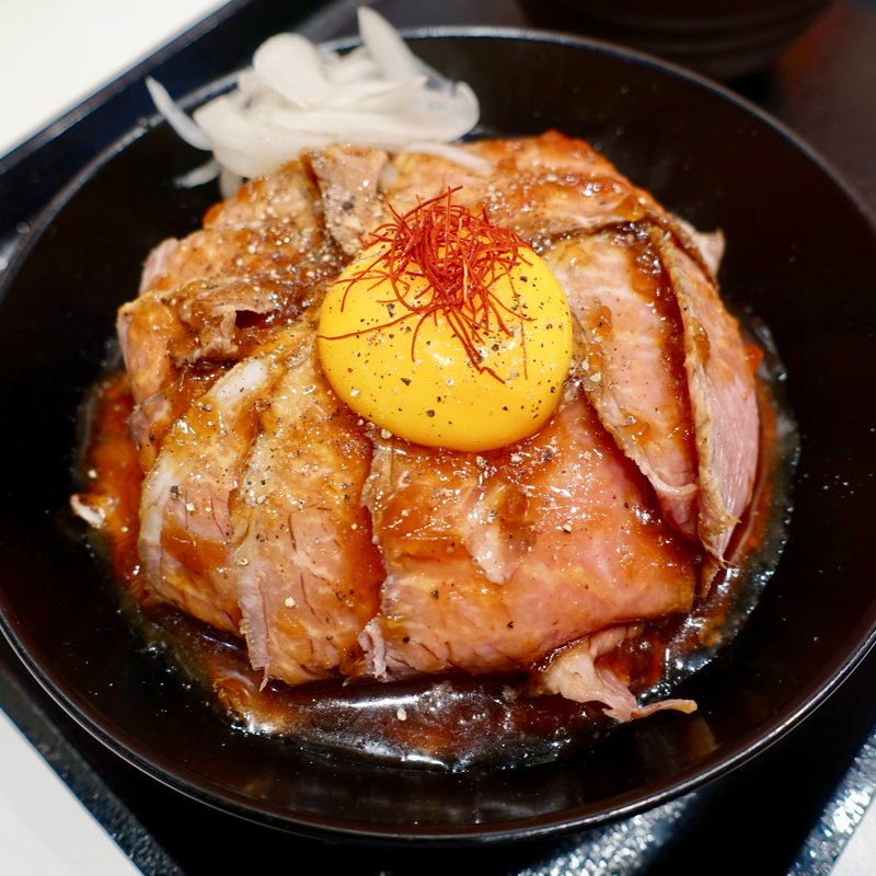 極旨ローストビーフ丼（並）(くらや)