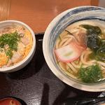 親子丼定食(自家製麺 杵屋 六本木泉ガーデンタワー店)