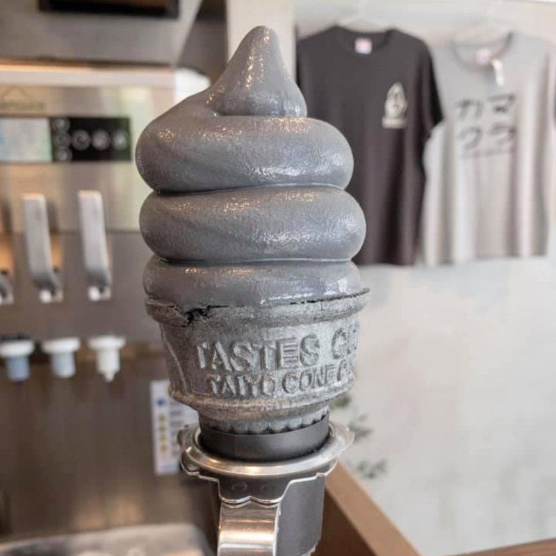 ブラックチーズ(DAIMYO SOFTCREAM 鎌倉)