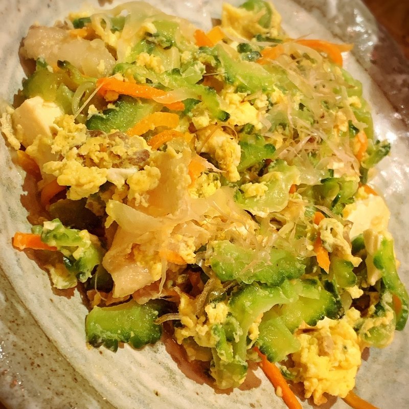 ゴーヤチャンプルー(博多アカチチ3丁目)