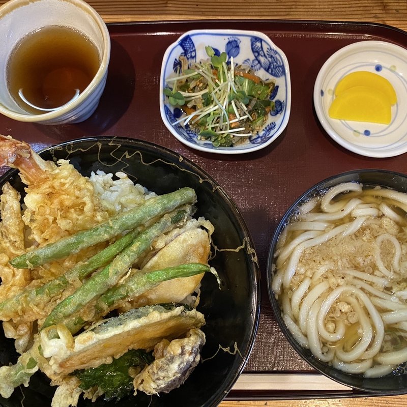 えび天丼(ミニうどん付)(手打ちうどん 孝助)