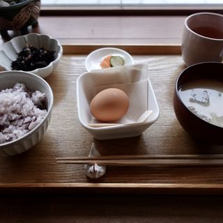 卵かけごはん定食(朝食屋コバカバ)