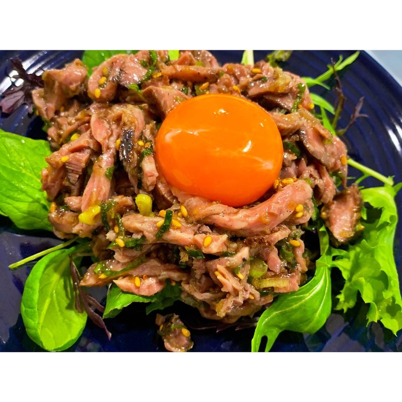 本日のおすすめ　ユッケ丼(おうちごはん わりかん)