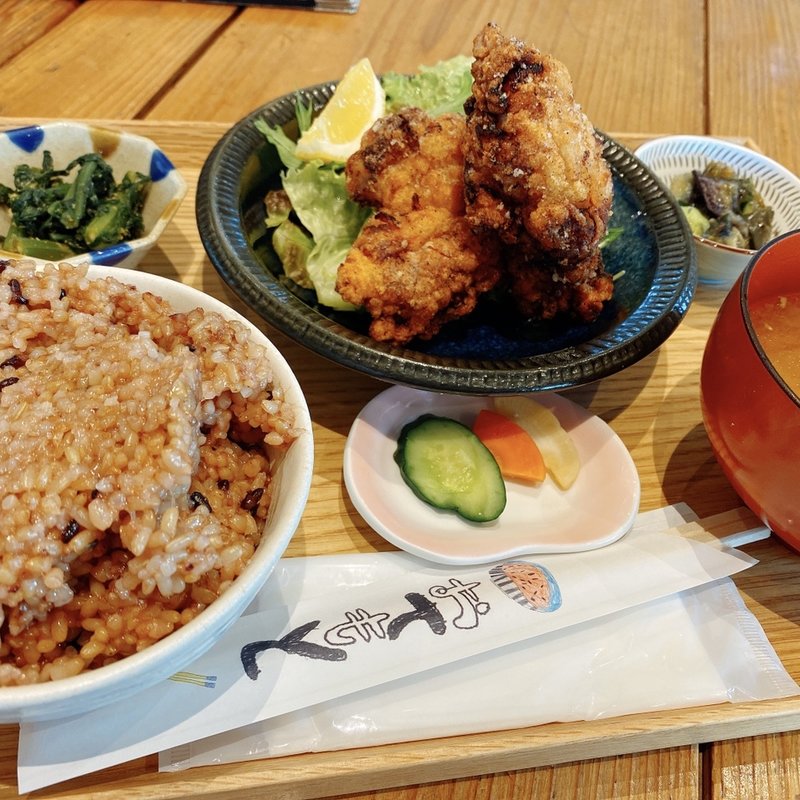 国産鶏の塩糀からあげ定食(あんだんち食堂)