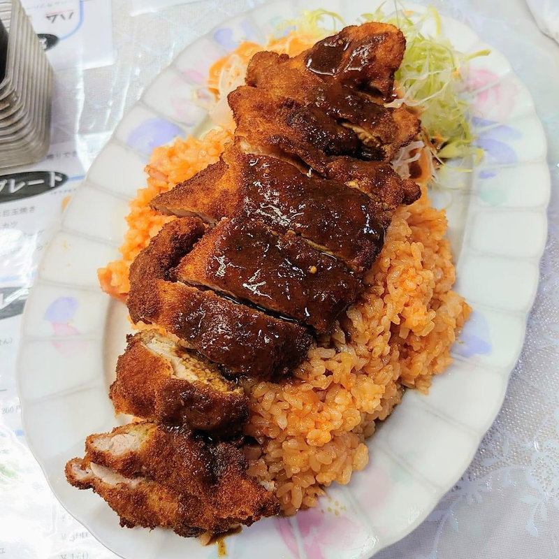 トマトライスカツ(レストランばーく)