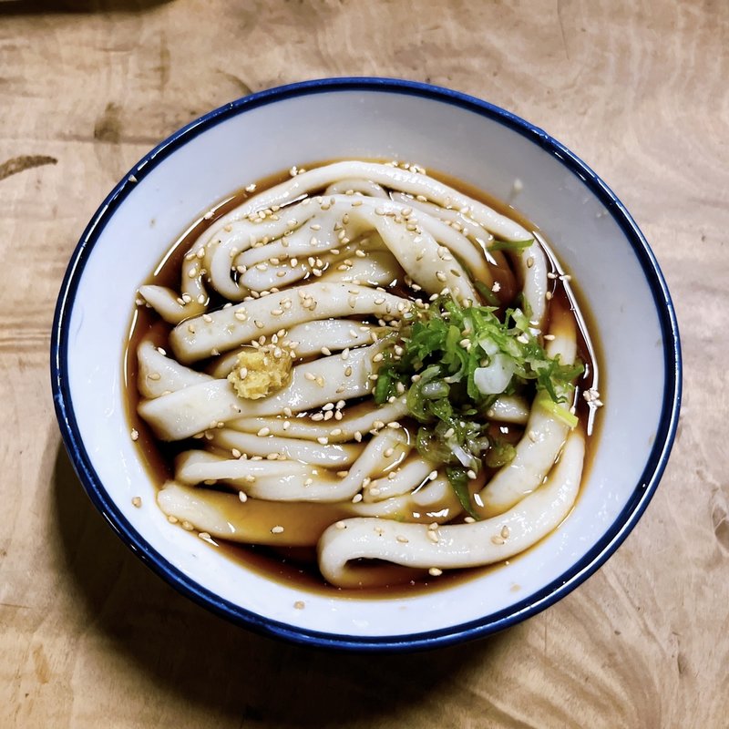 ころうどん冷たいうどん(信濃屋 （しなのや）)