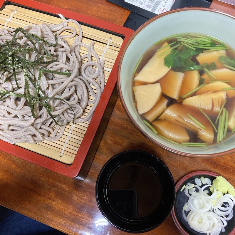 たけのこざる(高倉そば屋 )
