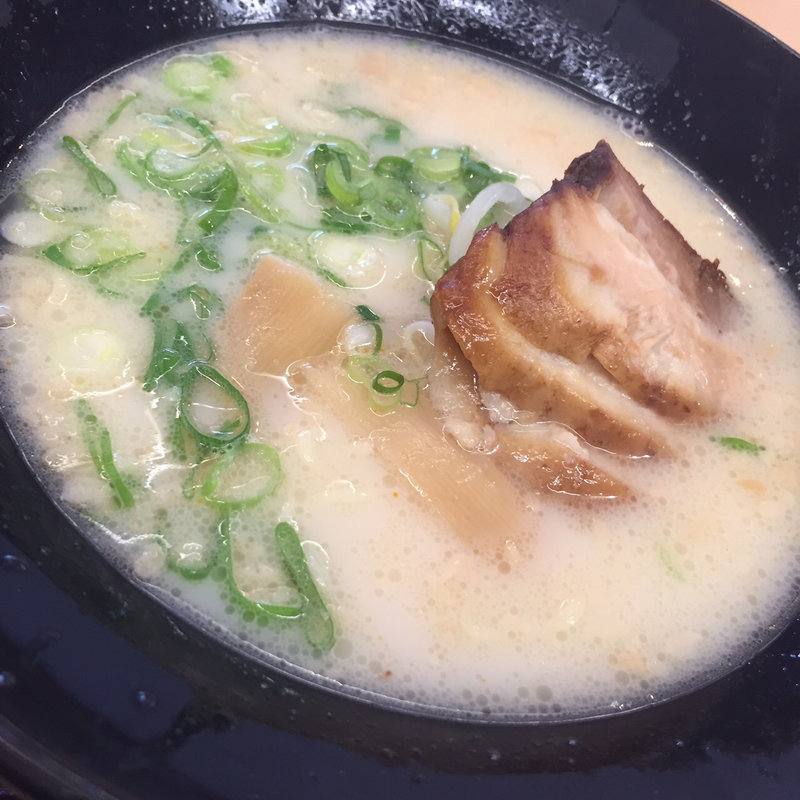 豚骨ラーメン(シルクウェイにちはら らーめん屋 )