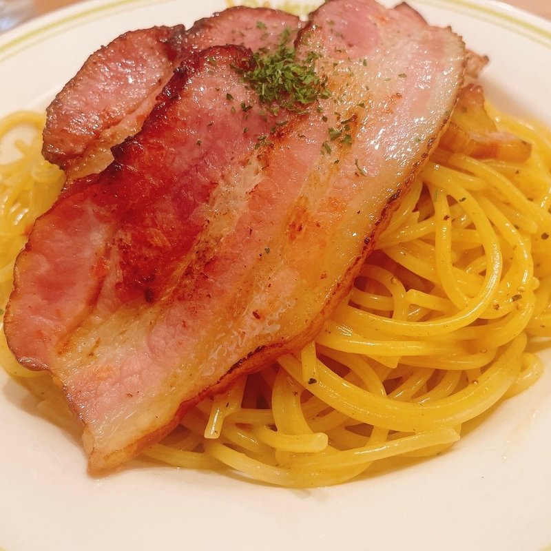 カルボナーラ、ベーコン2枚(あるでん亭 銀座ファイブ店)