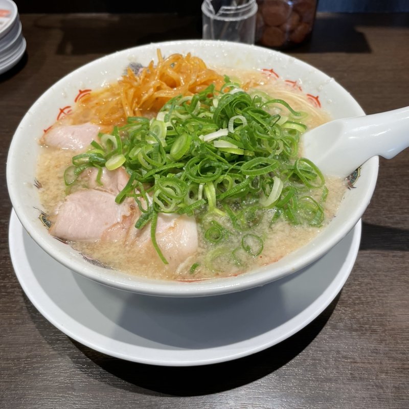 ラーメン(並)+ギョーザ定食(来来亭 新堀川店 （らいらいてい）)