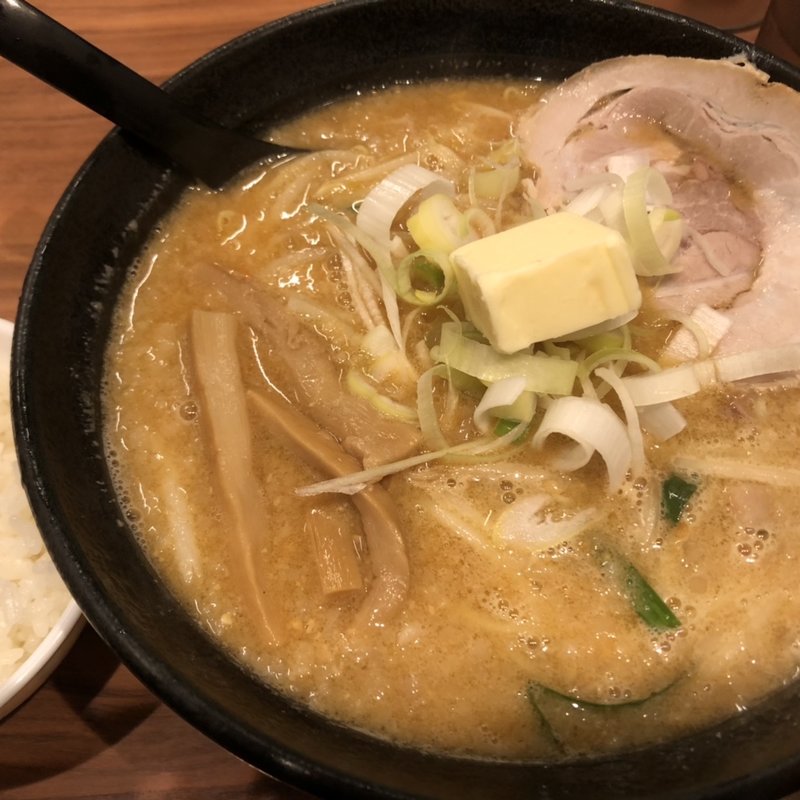 味噌バターラーメン(なりたけ 池袋店)