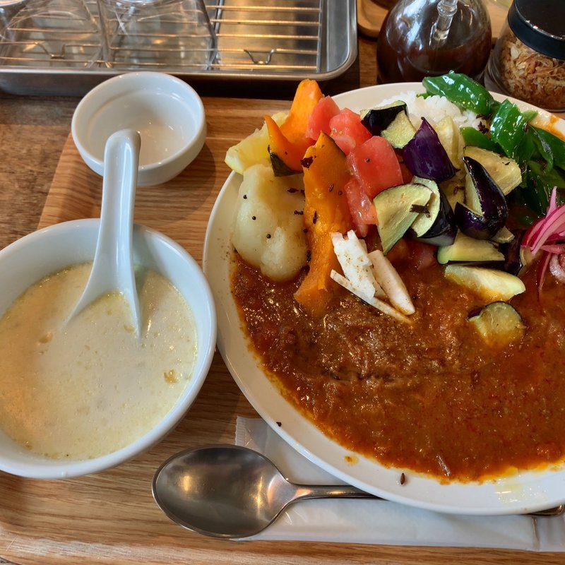 2種のベジタブルカレー(ブラウンオニオンカレーファクトリー)