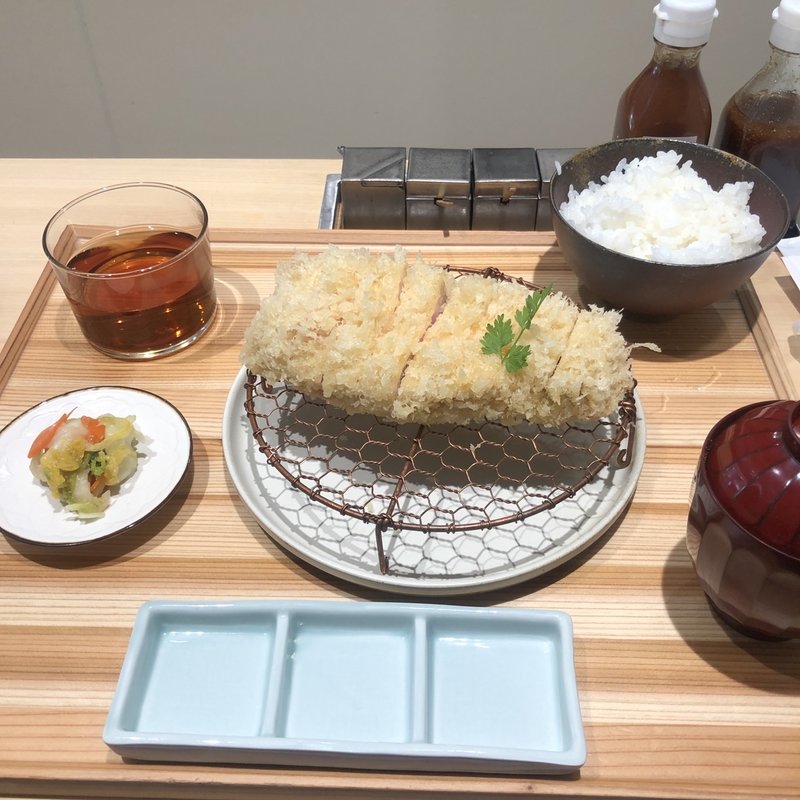 ロース(生産者組合 とんかつ 幻水豚)