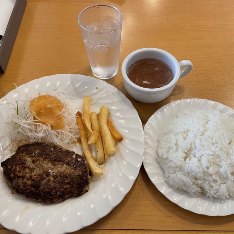 ハンバーグランチ(レストラン クラーク亭 北12条店)