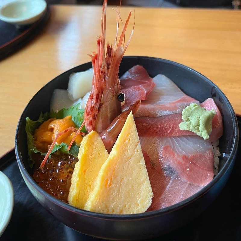 海鮮丼(喰い処 あいざわ （くいどころ あいざわ）)