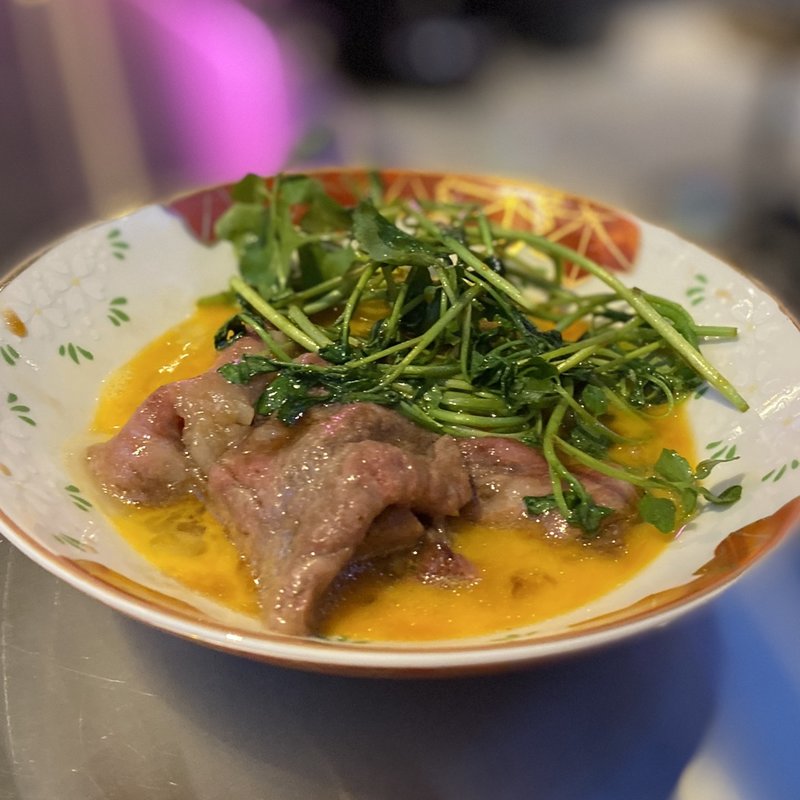 キャンプのスキヤキ(カリヤピーポーパーク 右と左)