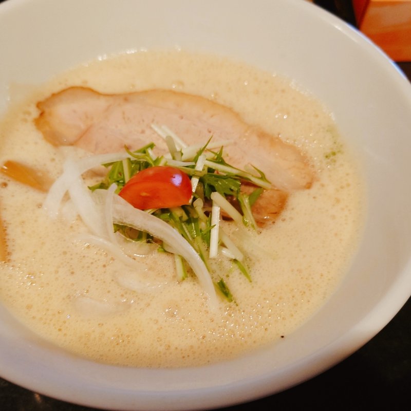 濃厚鶏白湯(かぞく亭 )