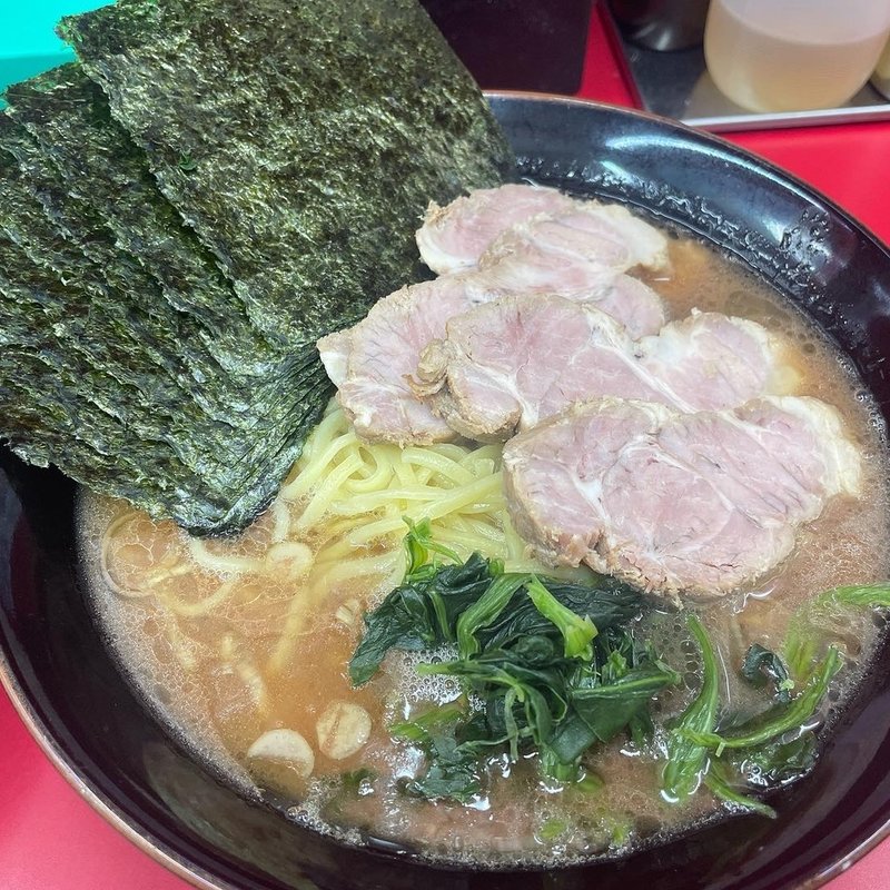 ラーメン中、海苔トッピング(家系らーめん武蔵家 北千住西口店)