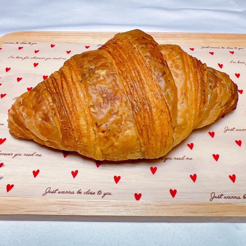 クロワッサン オ ルヴァン(夜のベーカリーMAHOLOBA北新地店)