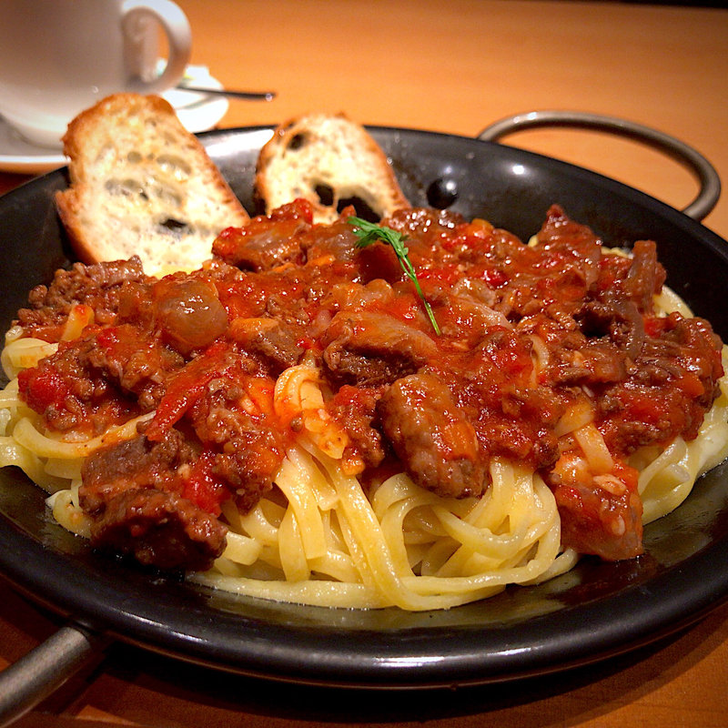 本気のミートソースパスタ 麺大盛(Yebisu Bar 東京ドームシティ店)