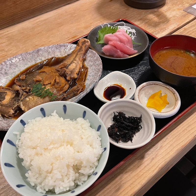 本日の煮魚定食(割烹 みどり )