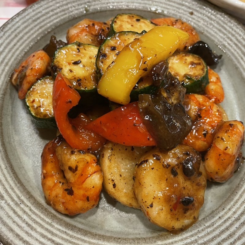 えび、ズッキーニ、長芋のブラックビーンズ炒め(中華食堂 まんぷく亭🍜)