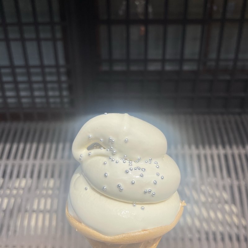 プリンソフトクリーム(高山プリン亭)