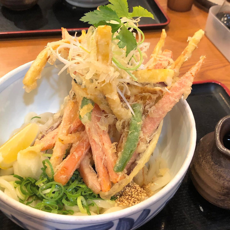 彩り4種野菜のかき揚げぶっかけ 冷温(花は咲く 新中野本店)